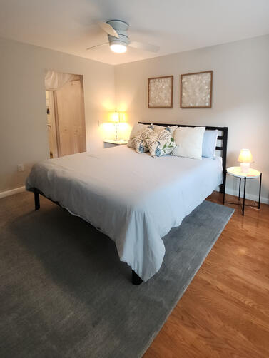 King Bed picture of bedroom